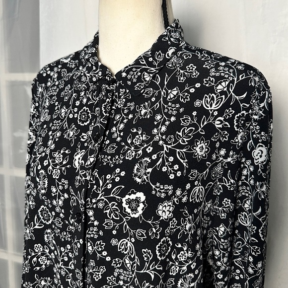 Harlow & Rose Floral Paisley Black & White Collared Flowy Maxi Dress Teacher - Picture 17 of 17